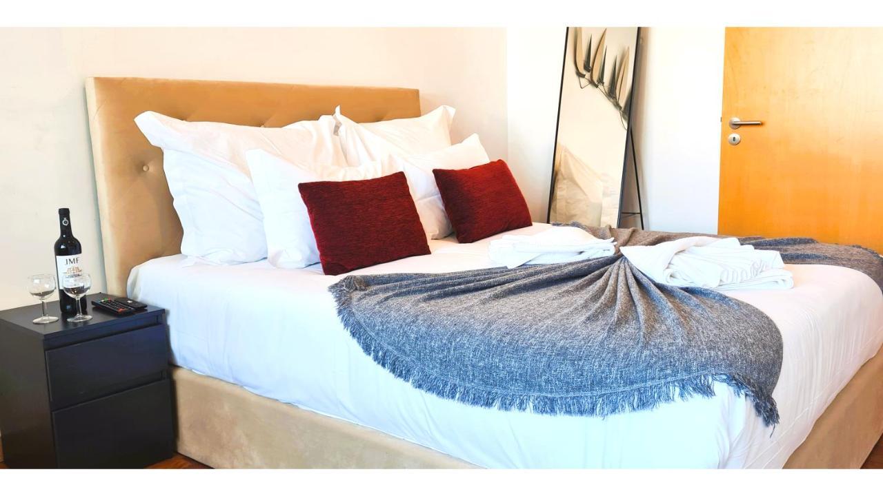 Yaya Pt- Santa Catarina Apartaments ポルト エクステリア 写真