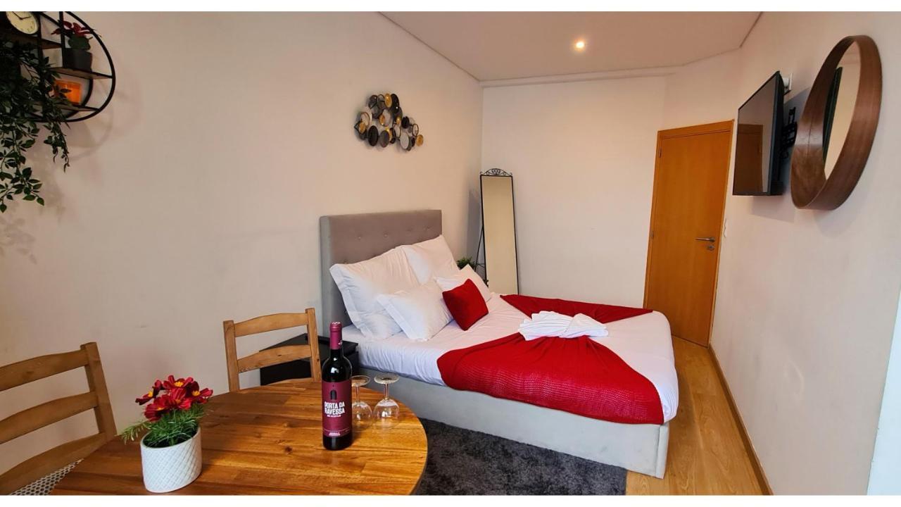 Yaya Pt- Santa Catarina Apartaments ポルト エクステリア 写真