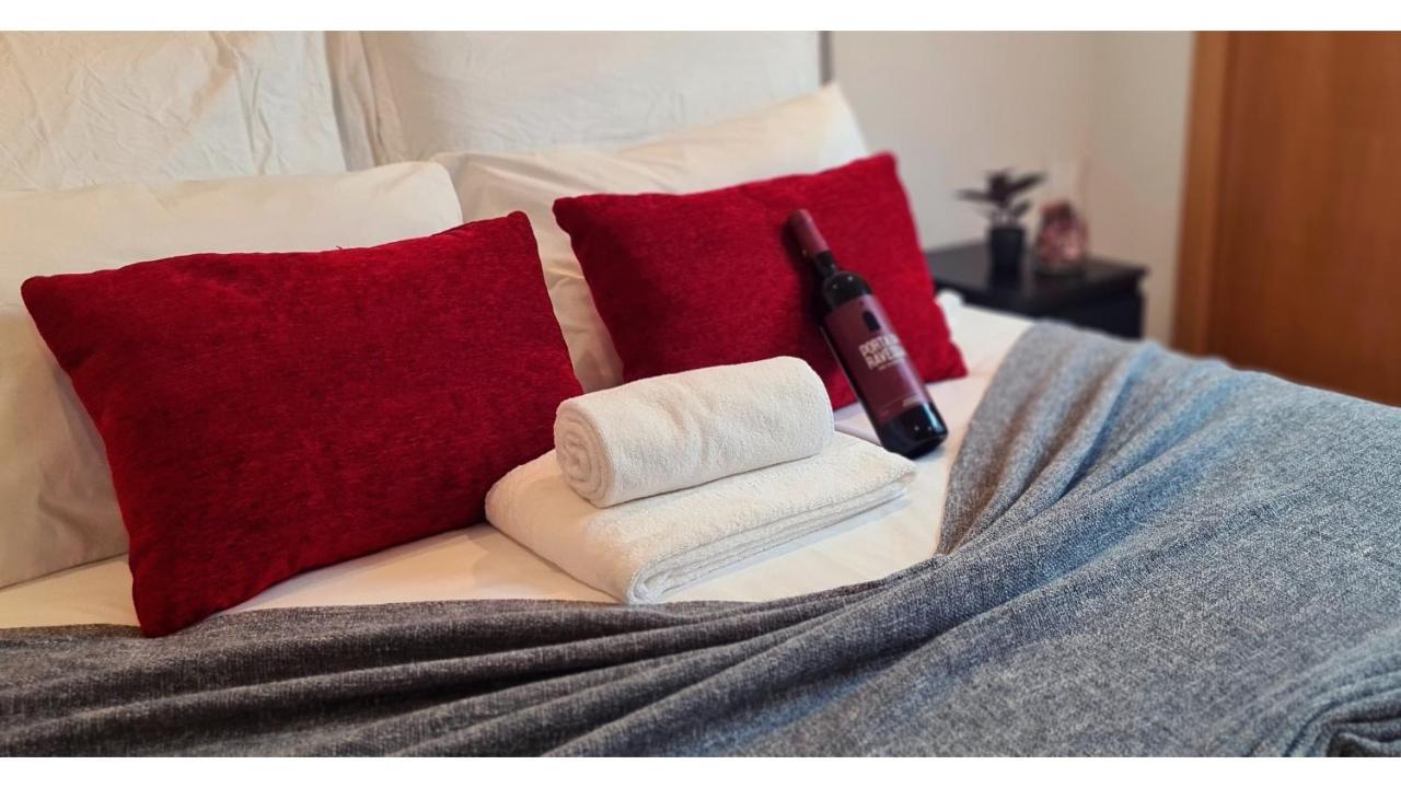 Yaya Pt- Santa Catarina Apartaments ポルト エクステリア 写真